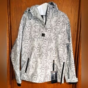 NWT Women's‎ DC Snowboarding Hooded Jacket, Gray Snakeskin pattern | Size L